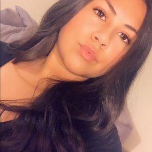 Meet your Posher, Isabel